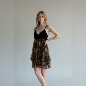 Guess Vintage Animal Print Babydoll Dress/Tunic W/Ruffle Hem -Size 9